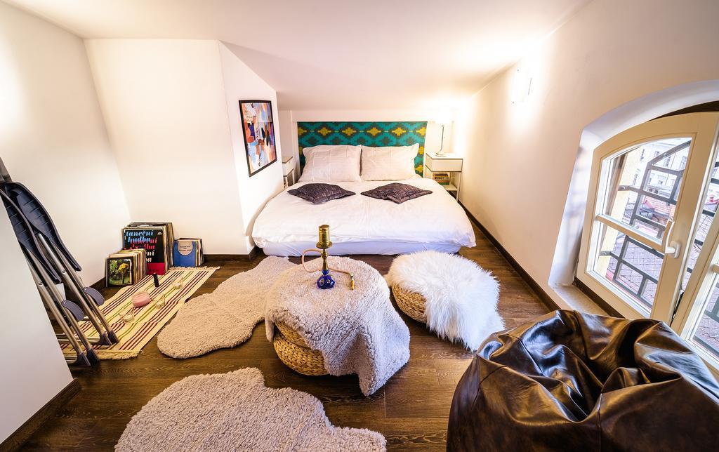 Rooftop Triplex Apartment In Centre Hradec Králové المظهر الخارجي الصورة